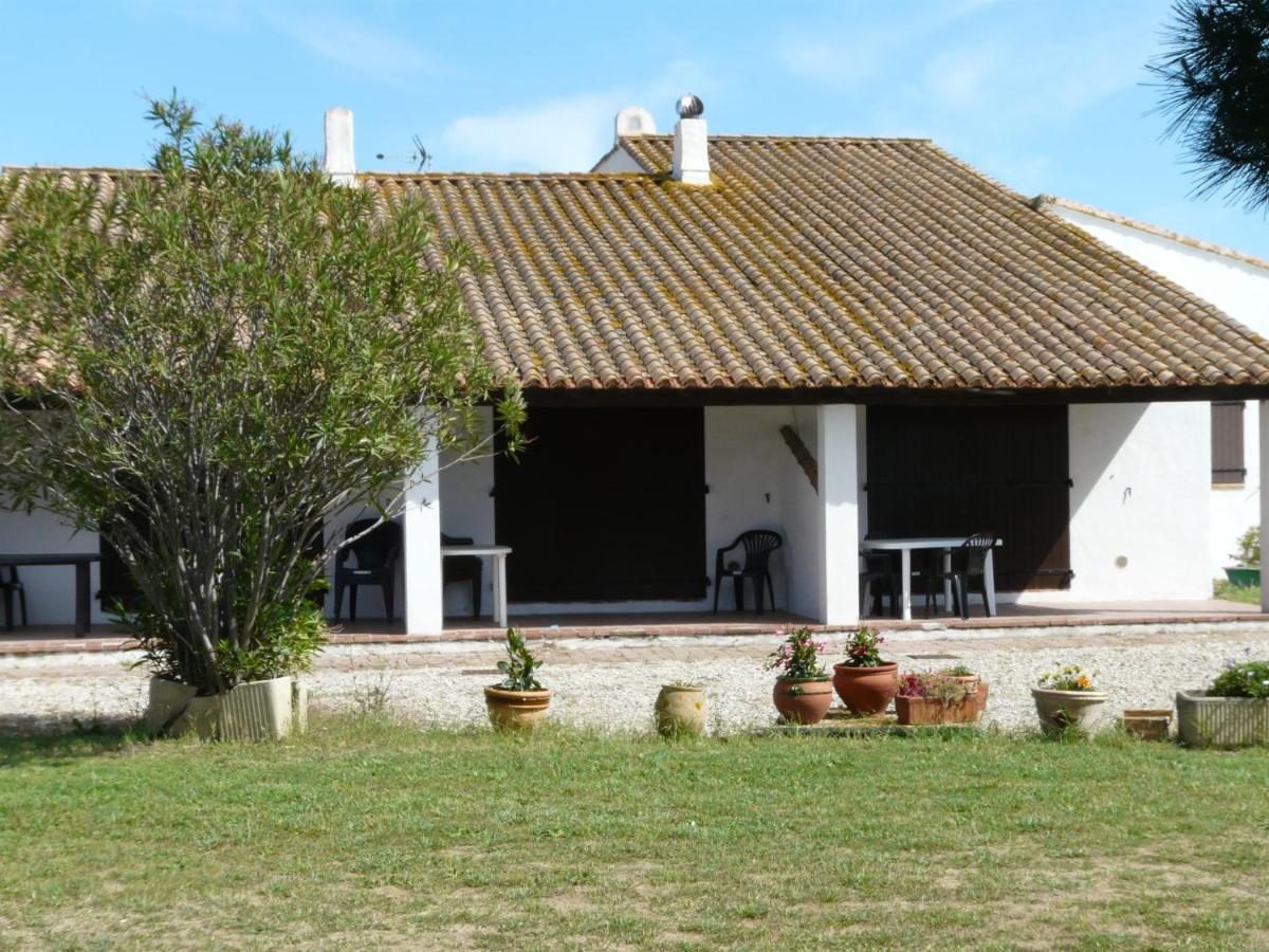 Mas du Clos de la Barque Les Les Saintes-Maries-de-la-Mer Extérieur photo